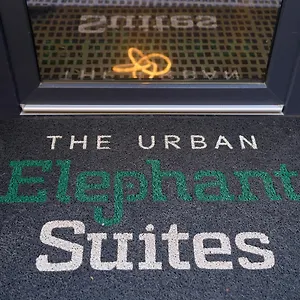 https://urban-elephant-suites.hotelschalkidiki.net